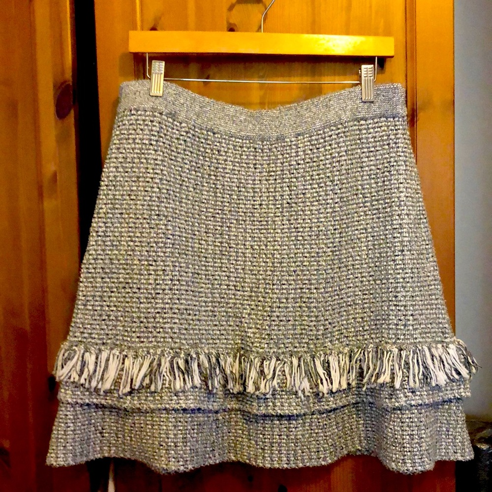 Maeve knit skirt with fringe hem. L worn once, exc cond. grey/white